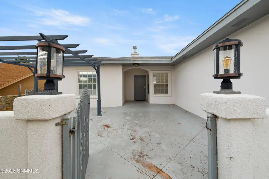2572 Scenic Crest Loop, Las Cruces, NM 88011 - #3