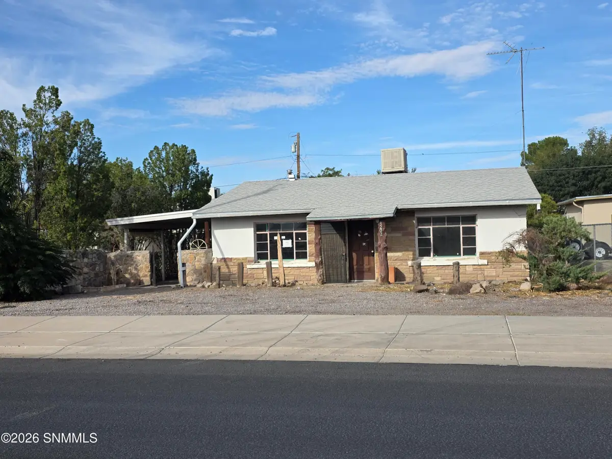 3202 Harrelson Street, Las Cruces, NM 88005 - #1