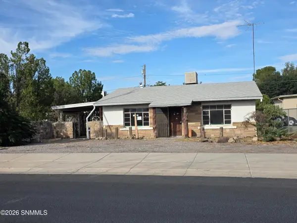 3202 Harrelson Street, Las Cruces, NM 88005