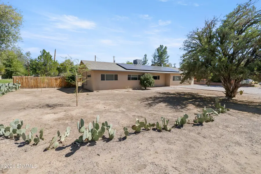 3301 West Street, Las Cruces, NM 88005 - #3