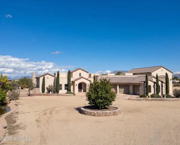 1130 King Bird Court, Las Cruces, NM 88007