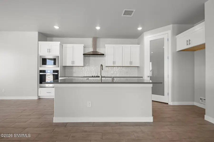 7284 Ultramarine Road, Las Cruces, NM 88012 - #2