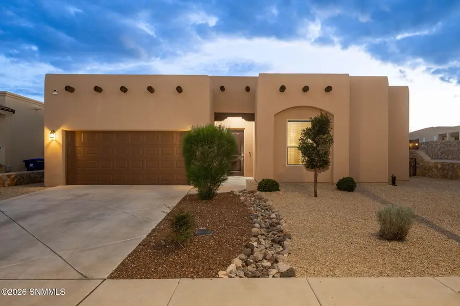 4274 Arcadia, Las Cruces, NM 88011 - #2