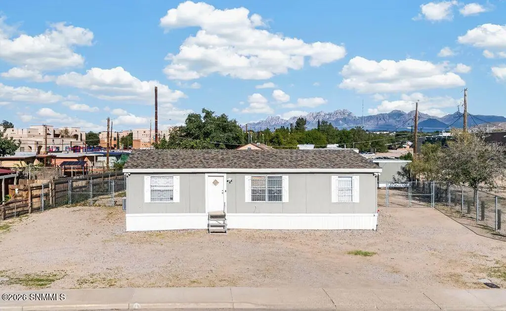 1611 W Park Drive, Las Cruces, NM 88001 - #1