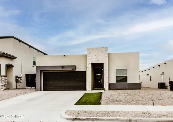 1093 Nickel Hill Avenue, Sunland Park, NM 88008