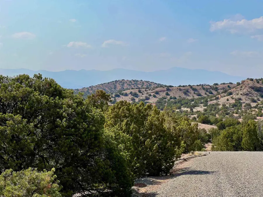 171 Vuelta Maria, Santa Fe, NM 87506 - #3
