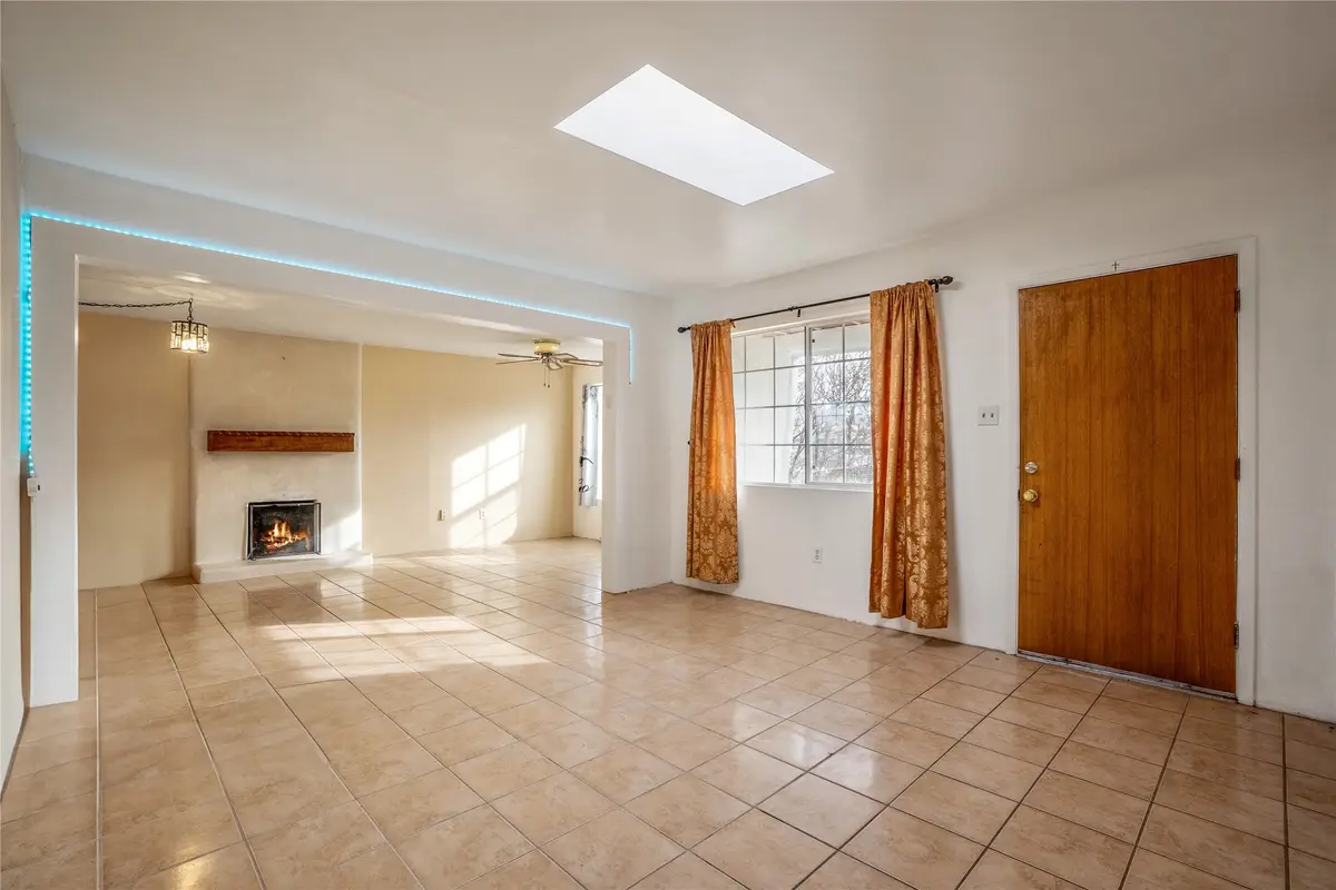 1020 Calle De Suenos, Santa Fe, NM 87507 - #1