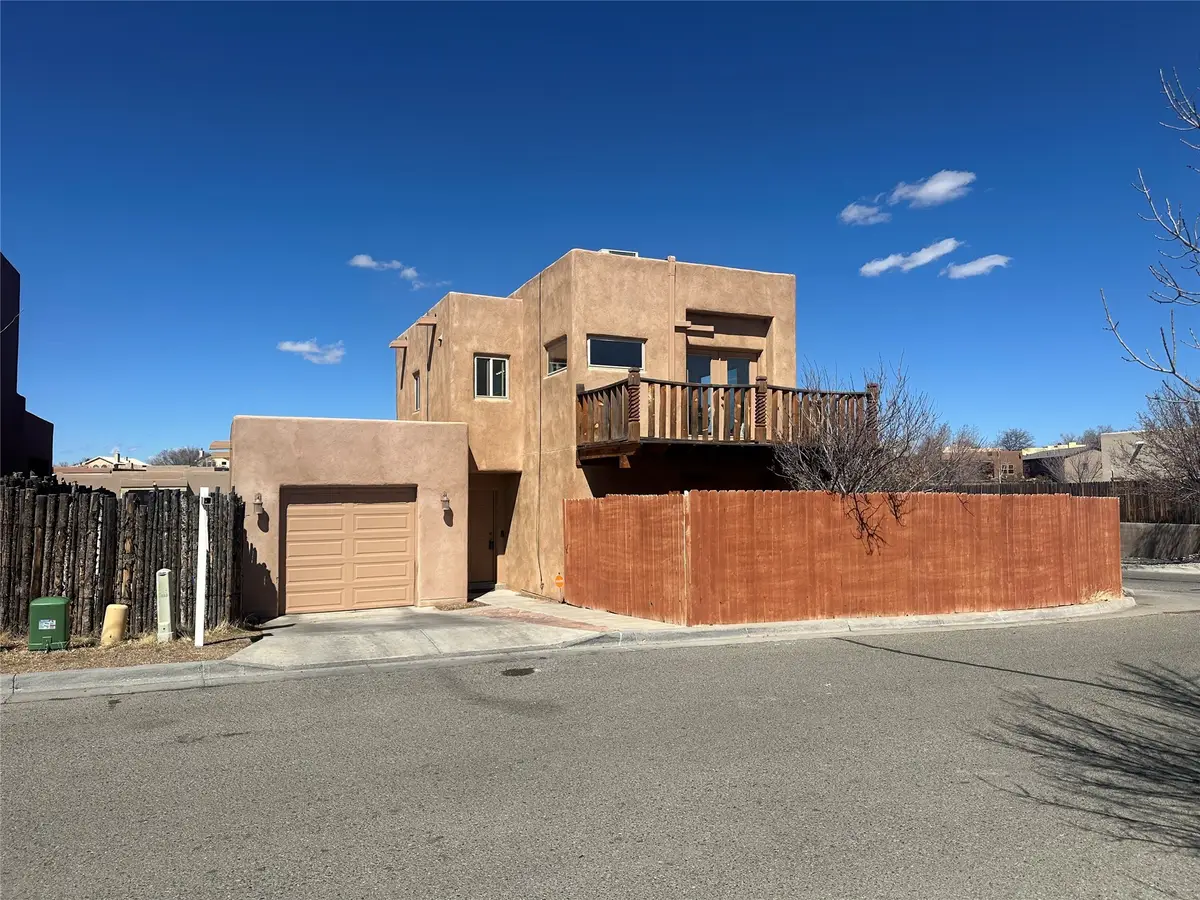 7600 Mesa Del Oro Lane, Santa Fe, NM 87507 - #1