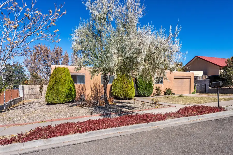 1910 Camino Claro, Santa Fe, NM 87505 - Image #2