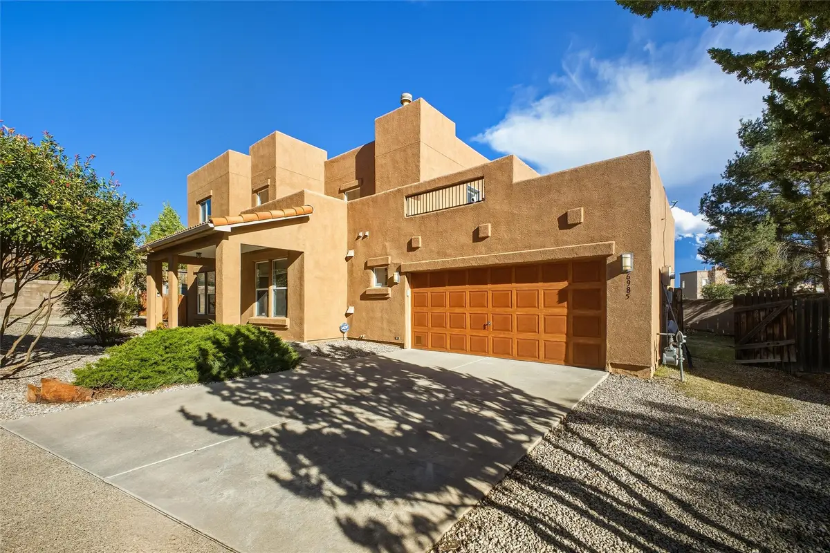 6985 Golden Mesa, Santa Fe, NM 87507 - Image #1
