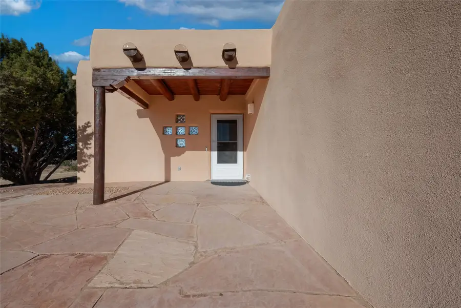 7 Eldorado Way, Santa Fe, NM 87508 - Image #2