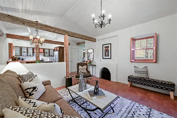 654 B San Francisco, Santa Fe, NM 87501