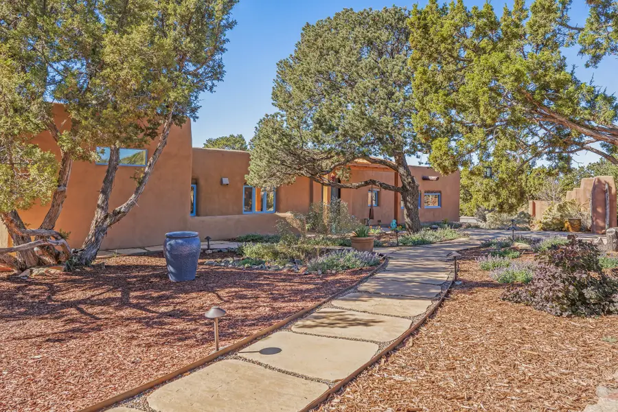 86A Arroyo Hondo, Santa Fe, NM 87508 - Image #3