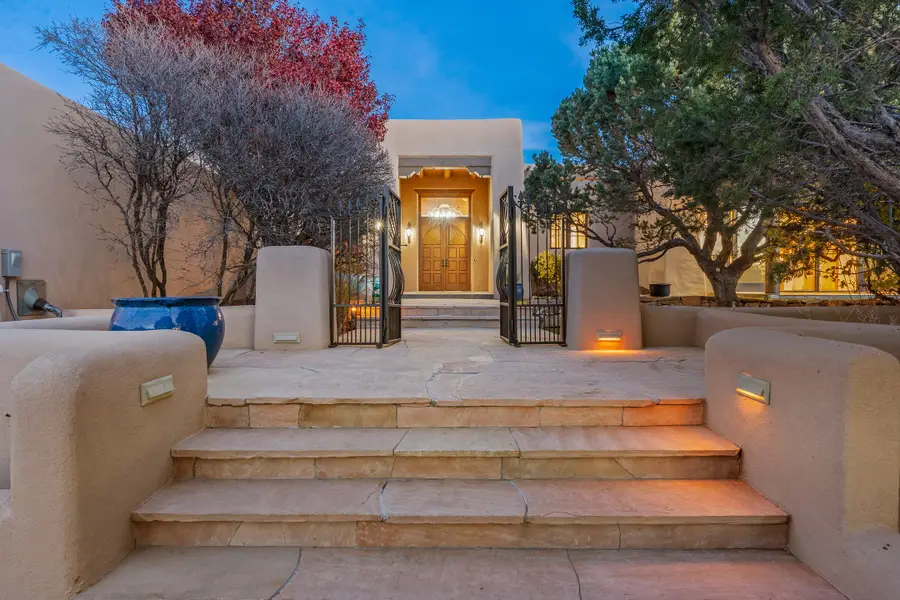 24 E Golden Eagle, Santa Fe, NM 87506 - Image #3