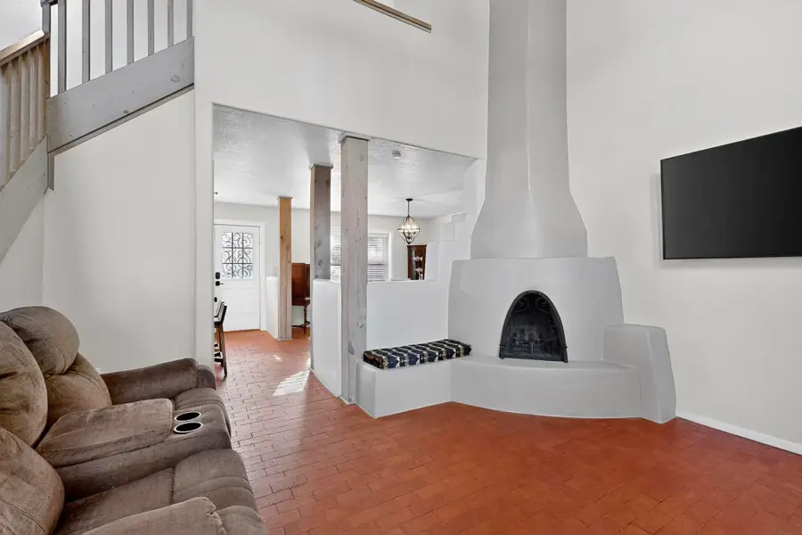 2518 Thompson Loop Nw, Albuquerque, NM 87104 - Image #3