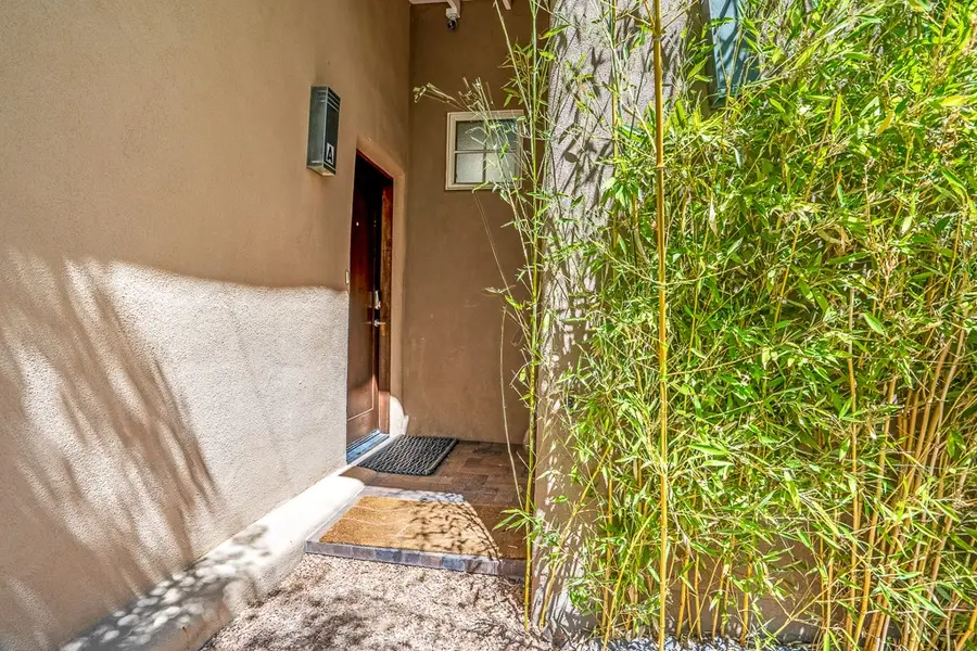127 Duran #A, Santa Fe, NM 87501 - Image #2