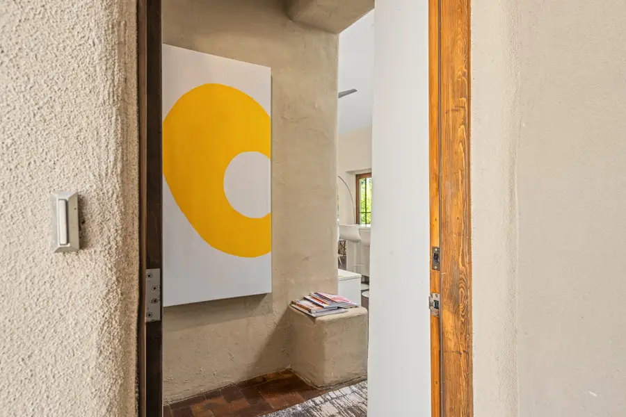 127 Duran #A, Santa Fe, NM 87501 - Image #3