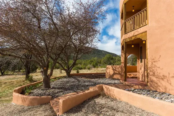 72 Rudys Lane, Sandia Park, NM 87047