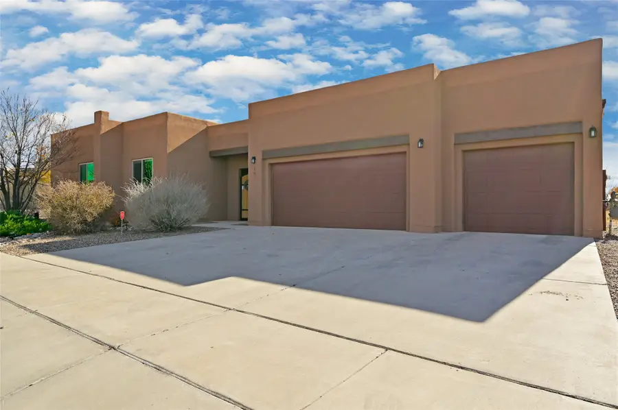 10 Canto Del Pajaro, Santa Fe, NM 87508 - Image #2