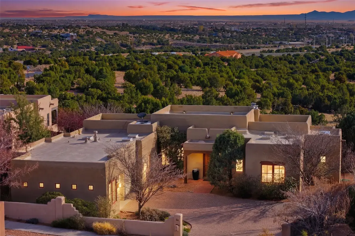 6 Camino De Vecinos, Santa Fe, NM 87507 - #1