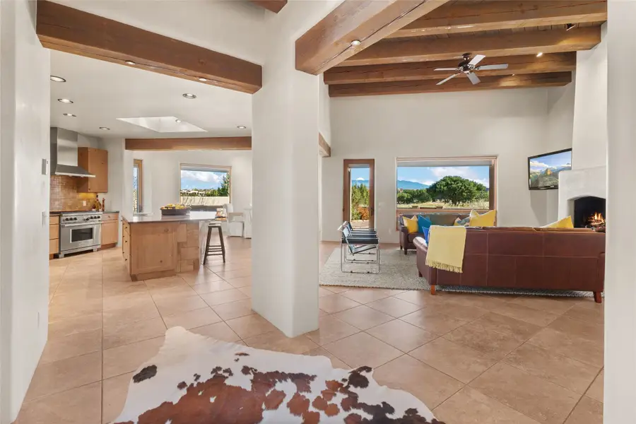 36 Paseo Aragon, Santa Fe, NM 87506 - Image #3