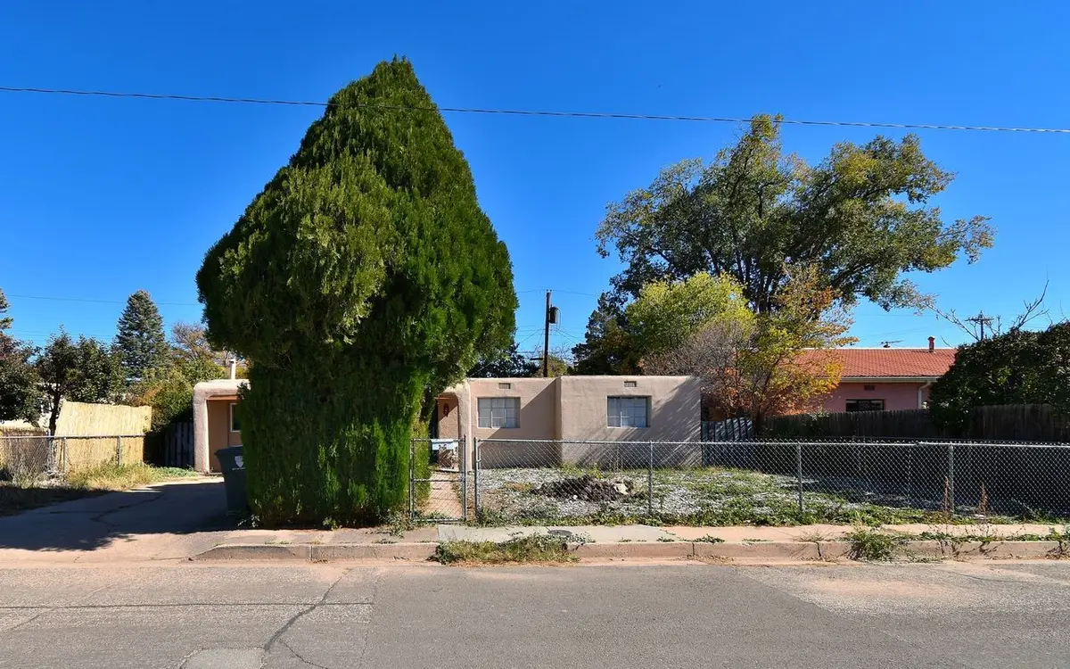 131 Spruce Street, Santa Fe, NM 87501 - Image #1