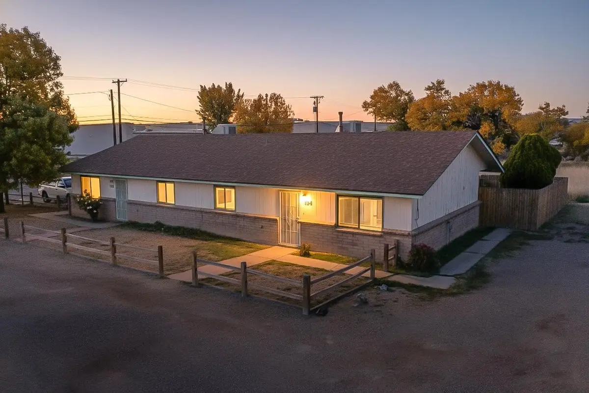 102-104 Nathan Court, Los Lunas, NM 87031 - #1