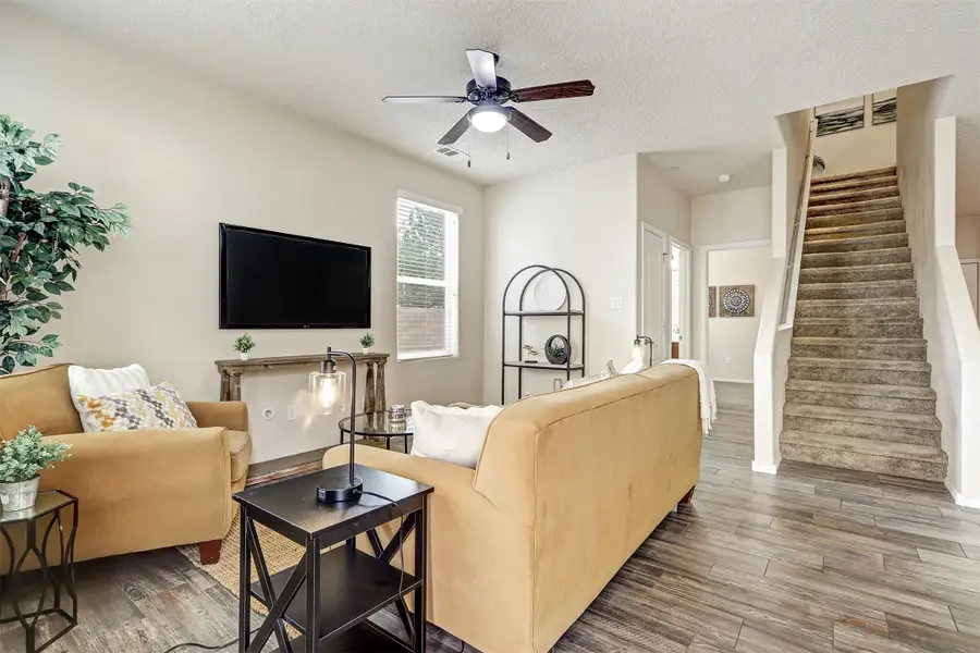 4345 Santo Domingo Street #B, Santa Fe, NM 87507 - Image #3