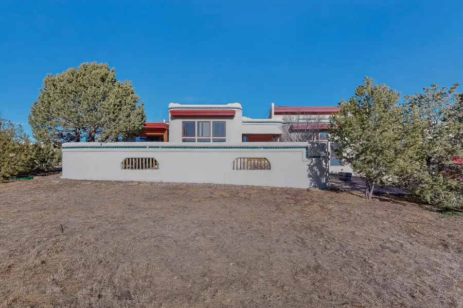 3 Solano Court, Santa Fe, NM 87508 - Image #3