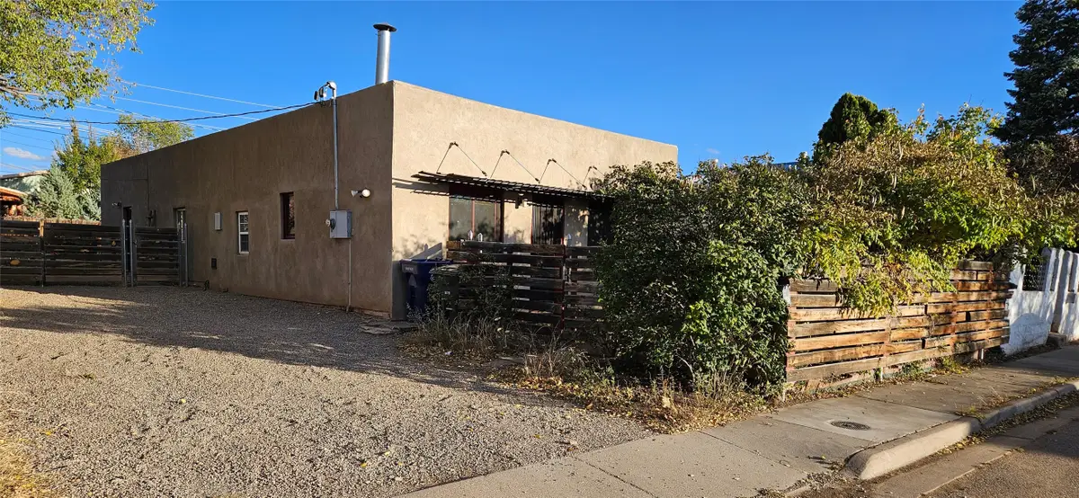 617 Paulin Street, Santa Fe, NM 87505 - Image #1