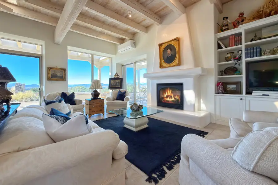 135 Chisholm Trail, Santa Fe, NM 87506 - Image #2