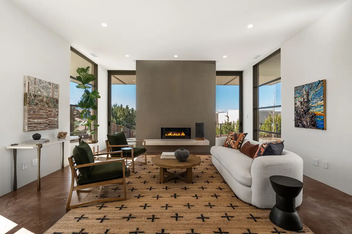 19 Camino Barranca, Santa Fe, NM 87507 - Image #1