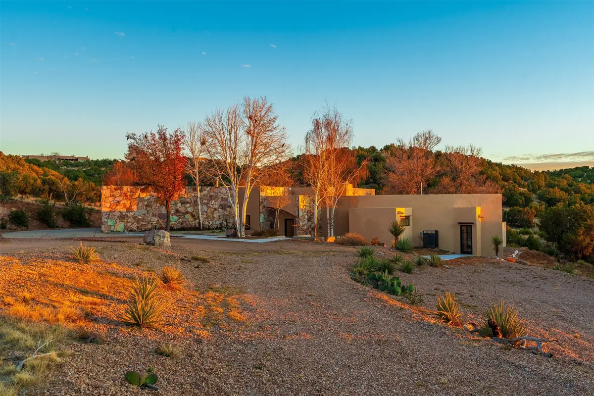 117 La Ventana, Santa Fe, NM 87508 - Image #1