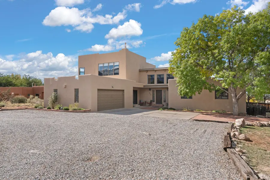 906 Tramway Ne, Albuquerque, NM 87122 - Image #2