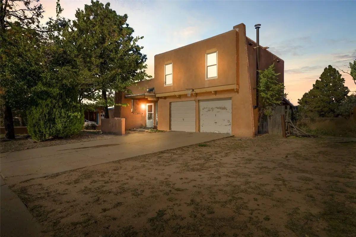 2312 Calle Pacifica, Santa Fe, NM 87505 - Image #1