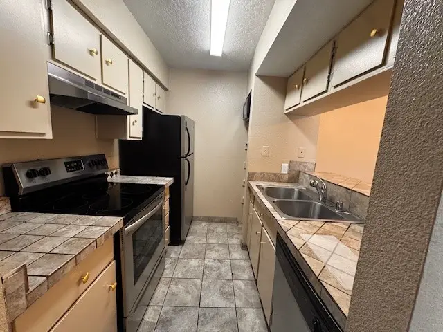 941 Calle Mejia #108, Santa Fe, NM 87501 - Image #3