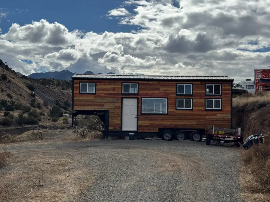 13 Peaceful Way, Madrid, NM 87010 - Image #2