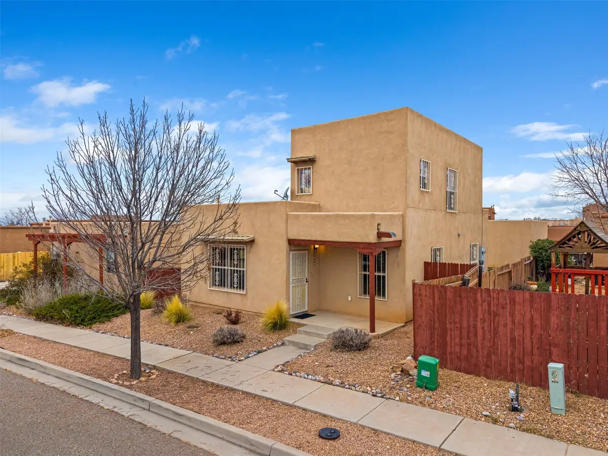 6751 Camino Carlita, Santa Fe, NM 87507 - Image #1