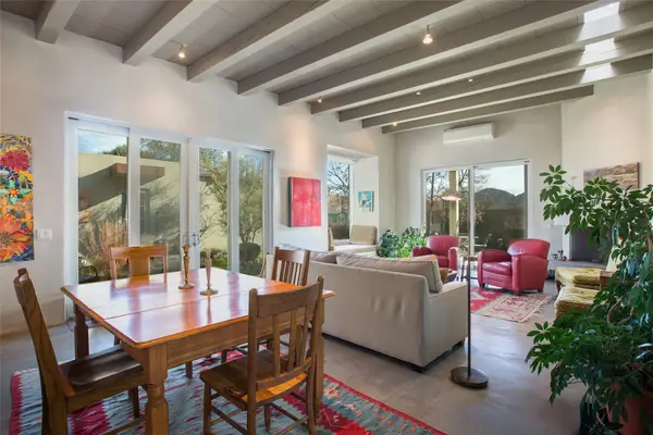 1291 Cerro Gordo Road, Santa Fe, NM 87501