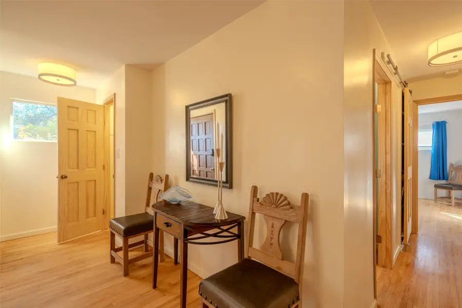 102 Pine, Santa Fe, NM 87501 - Image #2