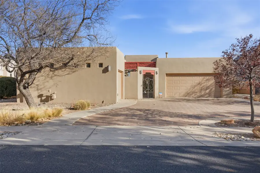 500 Laguna Seca Lane Nw, Albuquerque, NM 87104 - Image #2