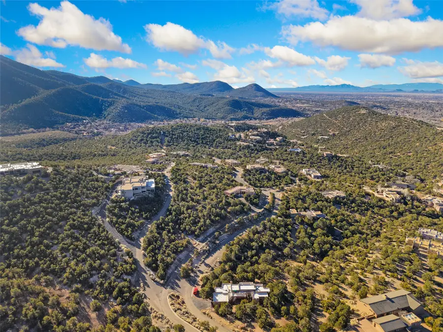 1928 Cerro Escondido, Santa Fe, NM 87501 - Image #2