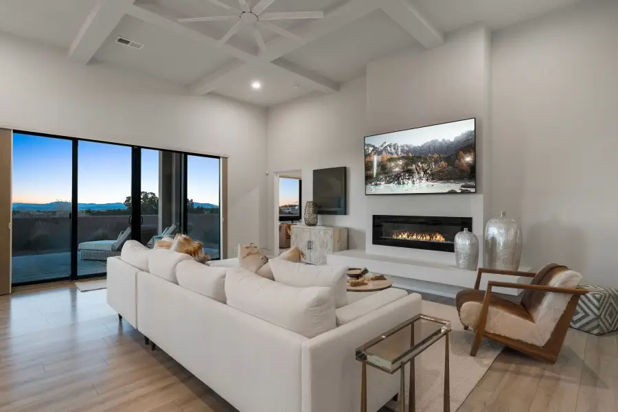 73 Condesa Road, Santa Fe, NM 87508 - Image #2