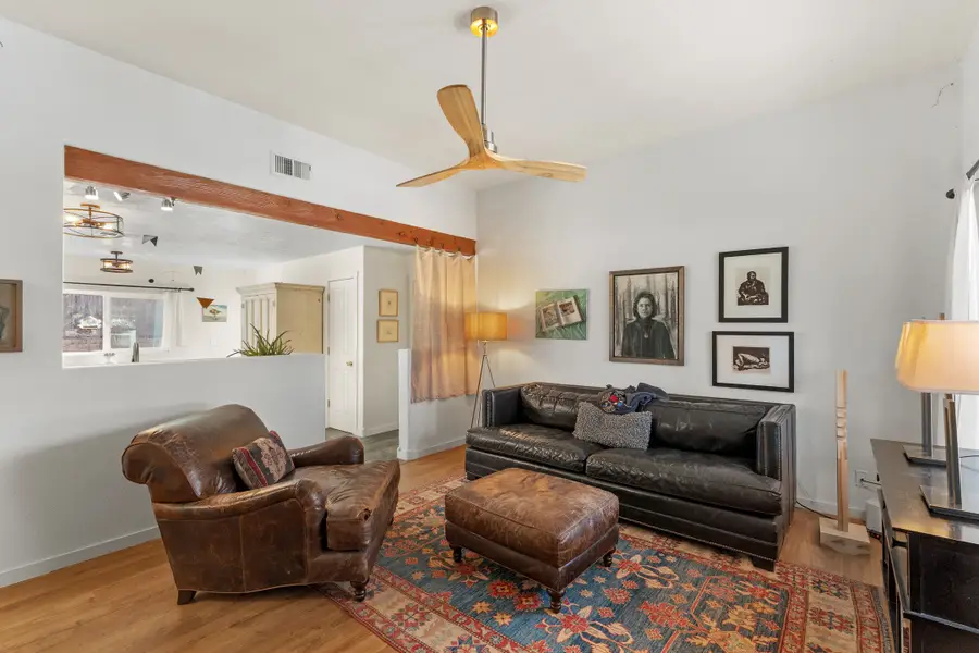 6927 Golden Mesa, Santa Fe, NM 87507 - Image #2