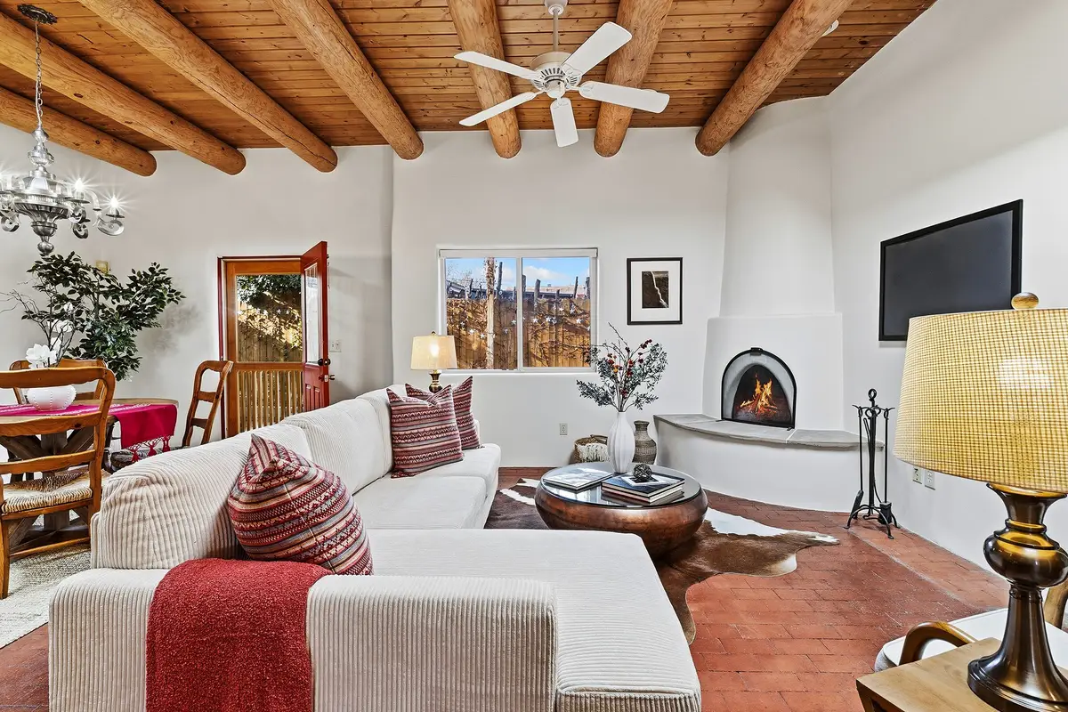 332 Urioste, Santa Fe, NM 87501 - Image #1