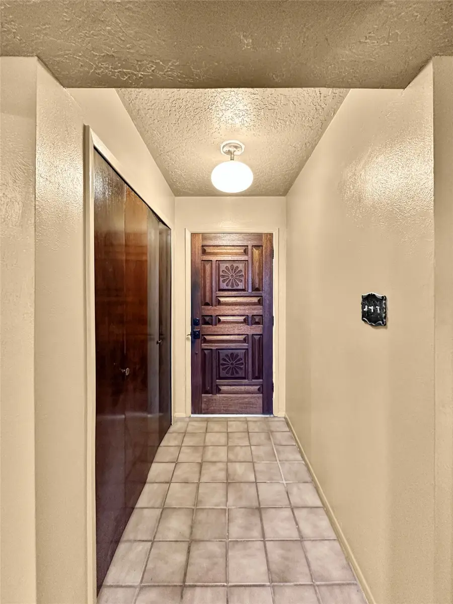 2709 Paseo De Tularosa, Santa Fe, NM 87505 - Image #3