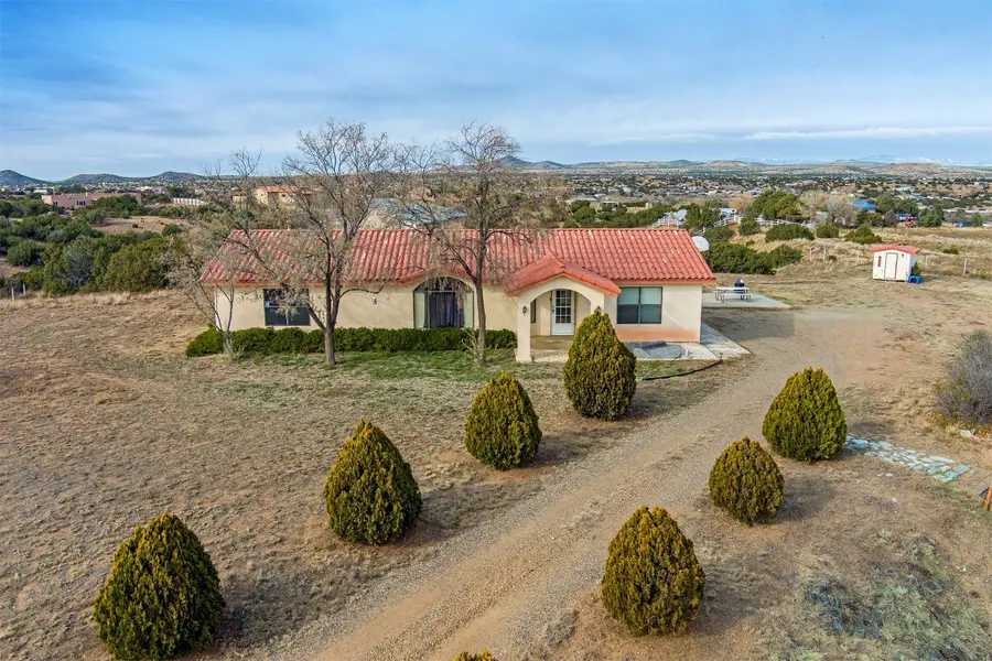 9 Puerto De Luna, Santa Fe, NM 87507 - Image #3