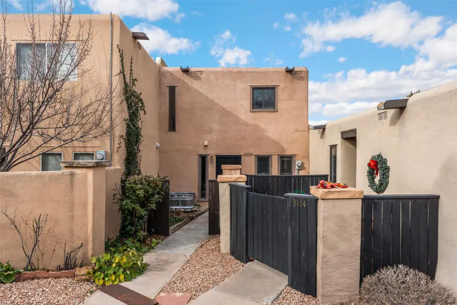 3112 Plaza Blanca, Santa Fe, NM 87507 - Image #2