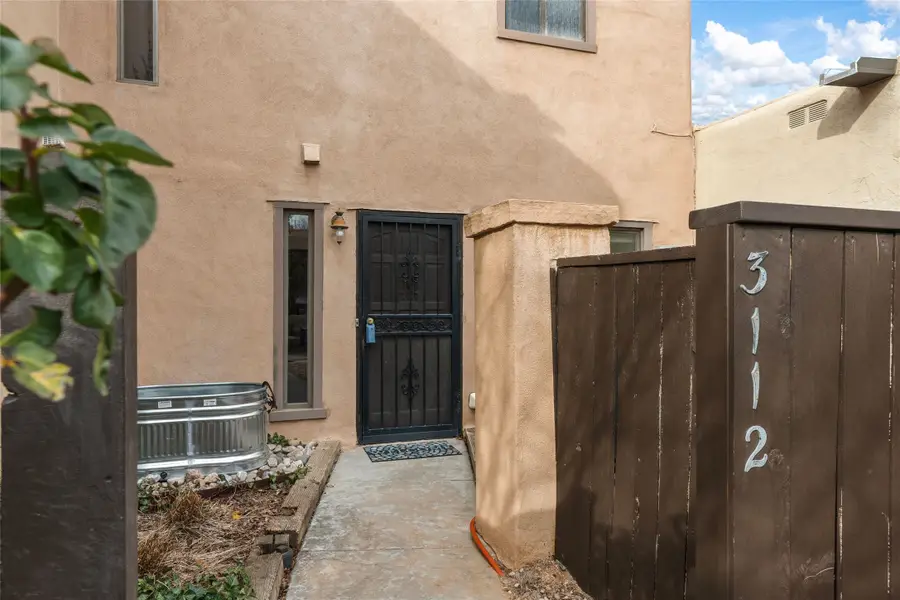 3112 Plaza Blanca, Santa Fe, NM 87507 - Image #3
