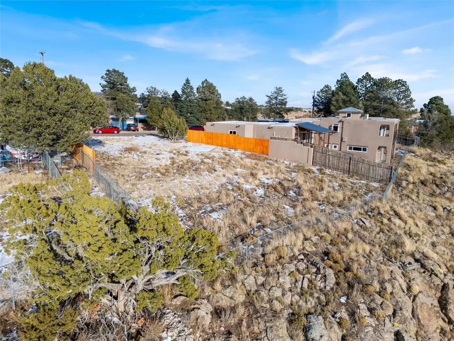 881 Camino Encantado, Los Alamos, NM 87544 - Image #3